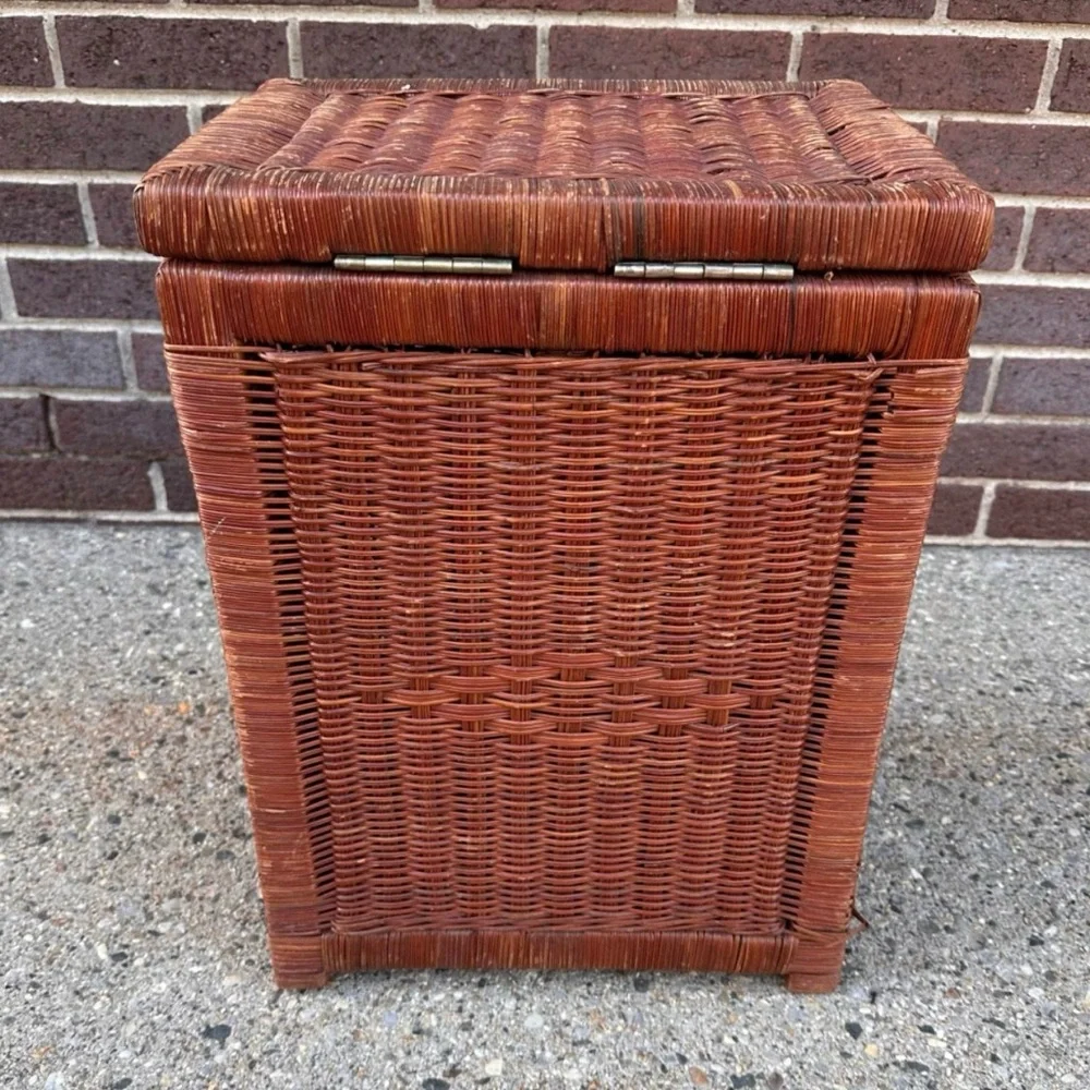 Natural Wicker Trunk or End Table Base 20H x 14W x 10.5D